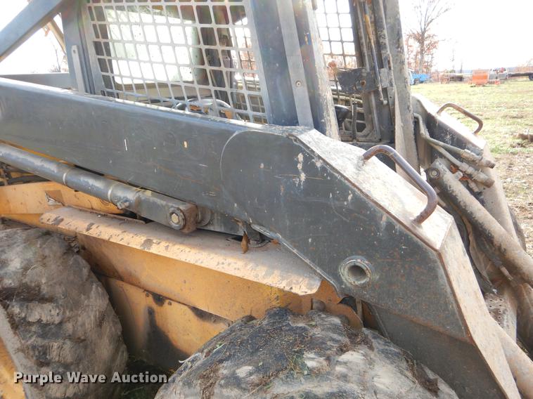 image for item EW9615 New Holland LS190 skid steer