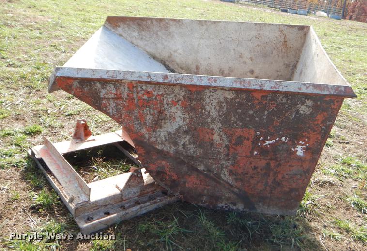 image for item EW9624 Self dumping hopper bin