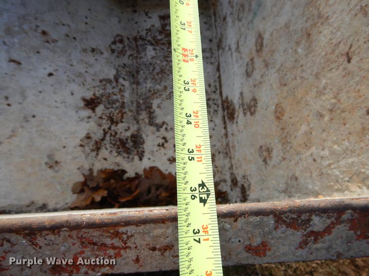 image for item EW9624 Self dumping hopper bin