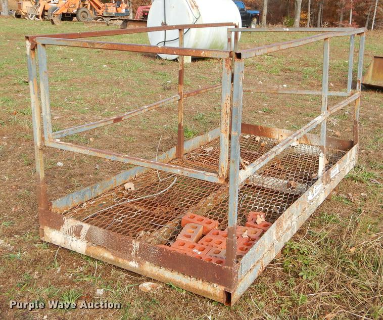 image for item EW9625 (3) man lift baskets