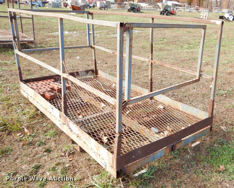 image for item EW9625 (3) man lift baskets