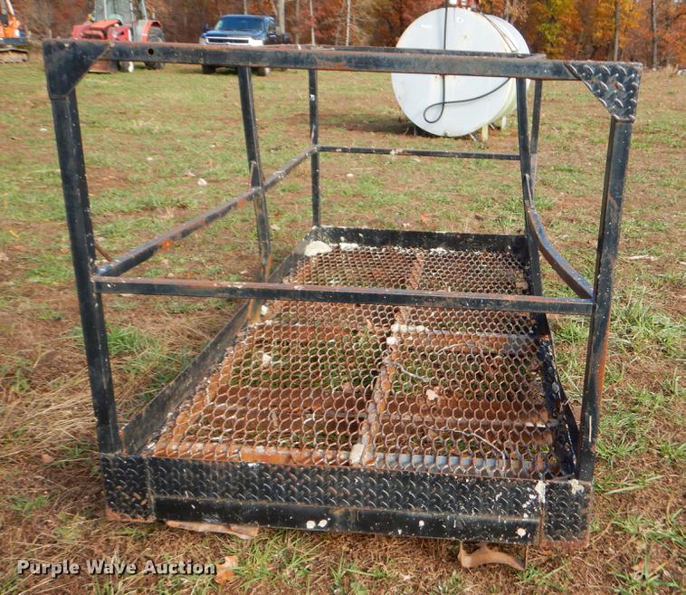 image for item EW9625 (3) man lift baskets