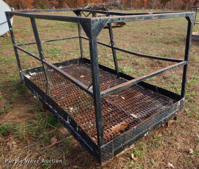 image for item EW9625 (3) man lift baskets