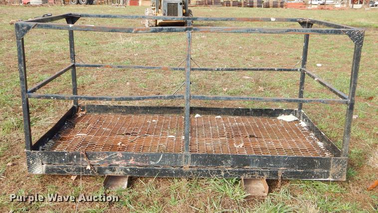 image for item EW9625 (3) man lift baskets