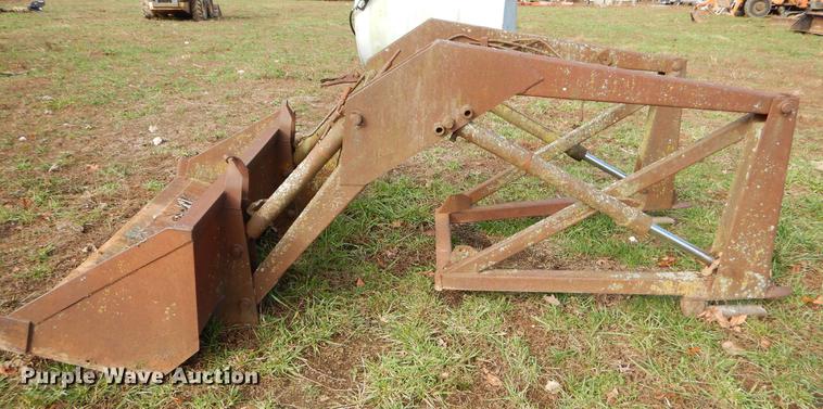 image for item EW9626 Front end loader