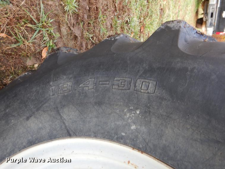 image for item EW9629 Massey Ferguson 4243 tractor