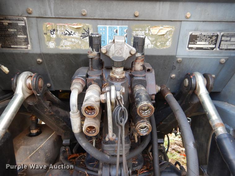 image for item EW9629 Massey Ferguson 4243 tractor