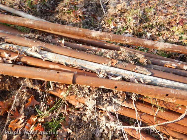 image for item EW9633 Approximately 130 pieces scaffolding