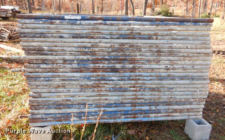 image for item EW9634 Approximately 25 pieces scaffolding