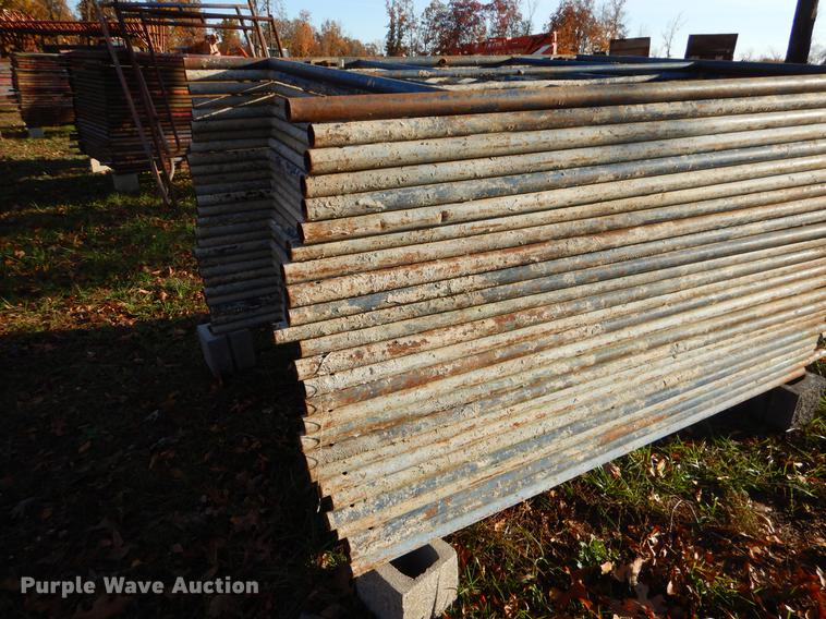 image for item EW9634 Approximately 25 pieces scaffolding