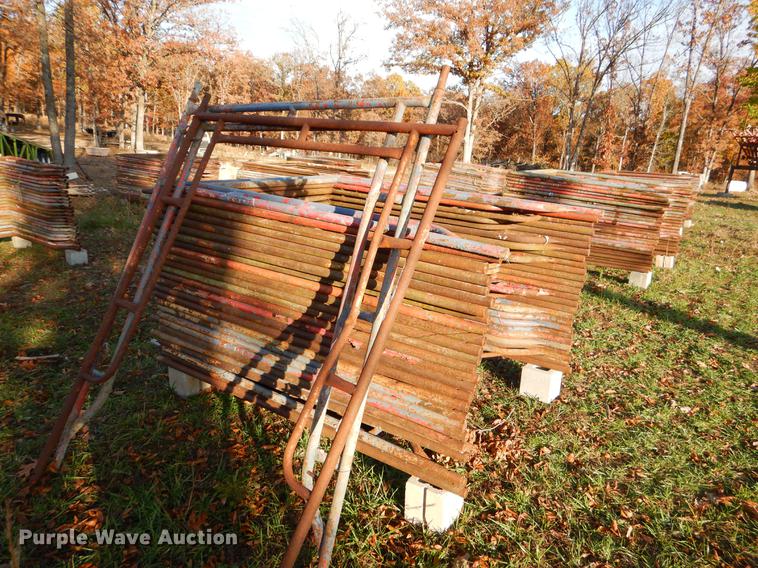 image for item EW9635 Approximately 25 pieces scaffolding