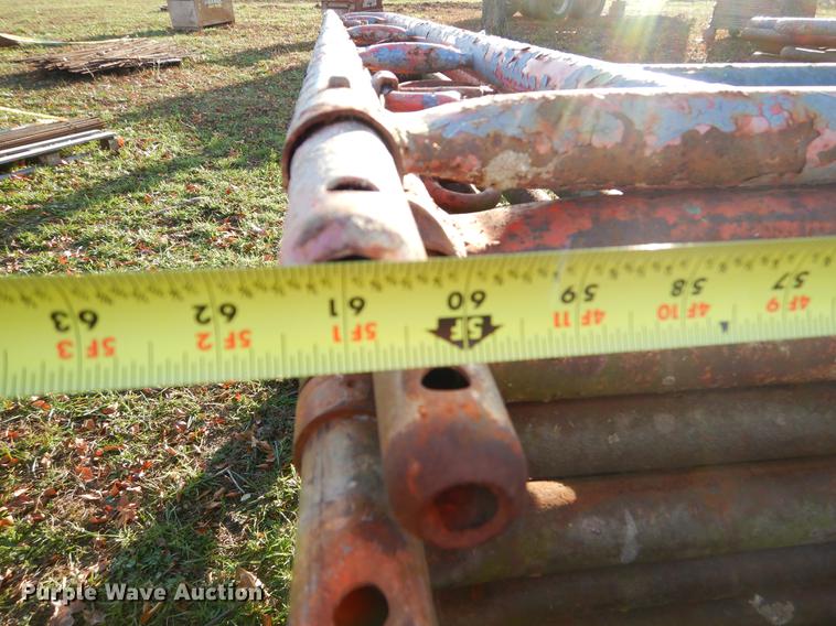 image for item EW9635 Approximately 25 pieces scaffolding