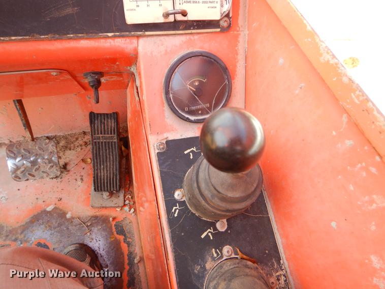 image for item EW9641 2006 SkyTrak 10054 telehandler