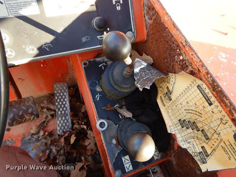 image for item EW9642 SkyTrak 10054 telehander