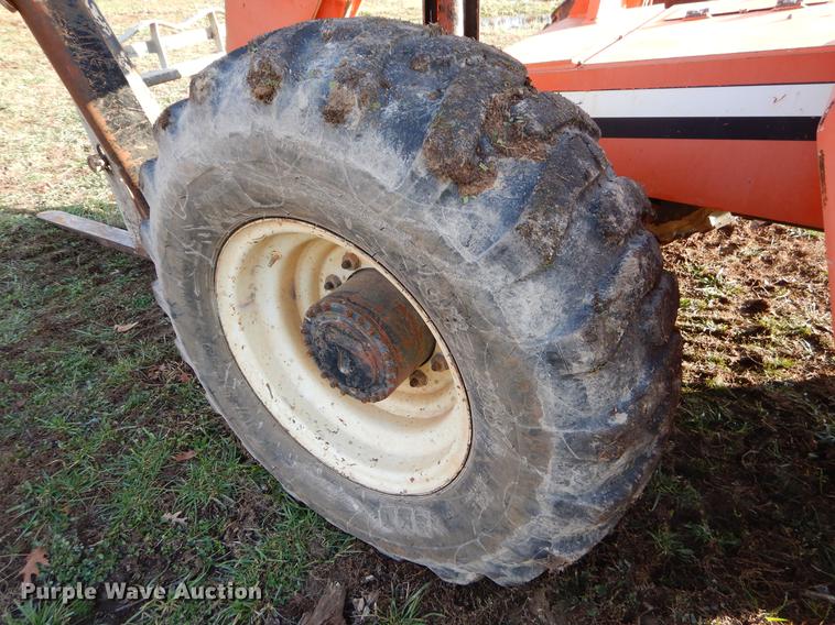 image for item EW9642 SkyTrak 10054 telehander