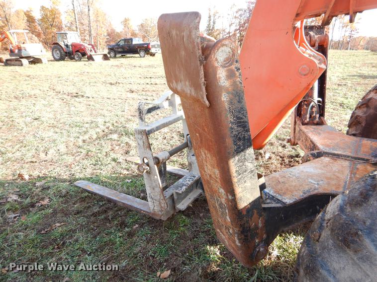 image for item EW9642 SkyTrak 10054 telehander