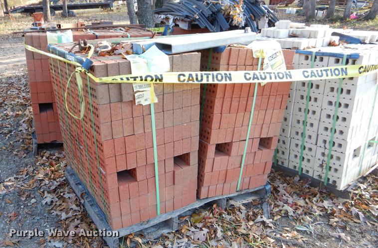 image for item EW9645 Concrete block