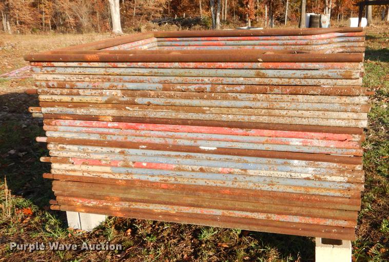 image for item EW9646 Approximately 25 pieces scaffolding