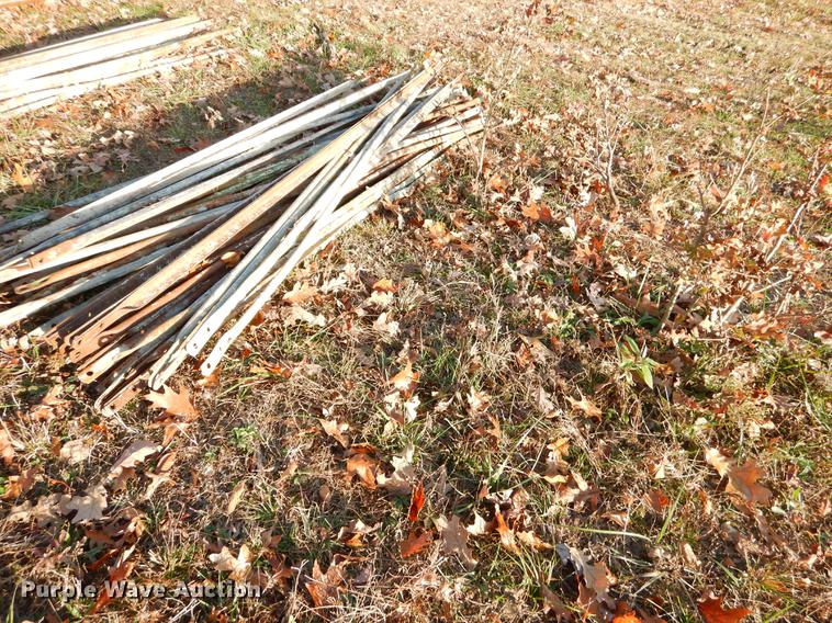 image for item EW9646 Approximately 25 pieces scaffolding