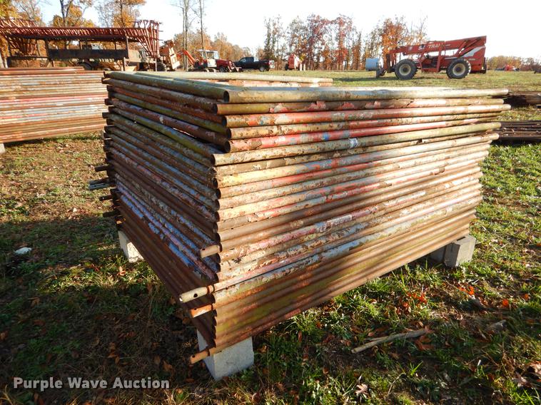 image for item EW9647 Approximately 25 pieces scaffolding