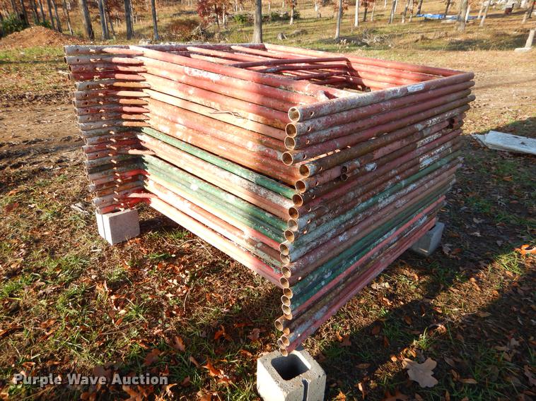 image for item EW9649 Approximately 25 pieces scaffolding