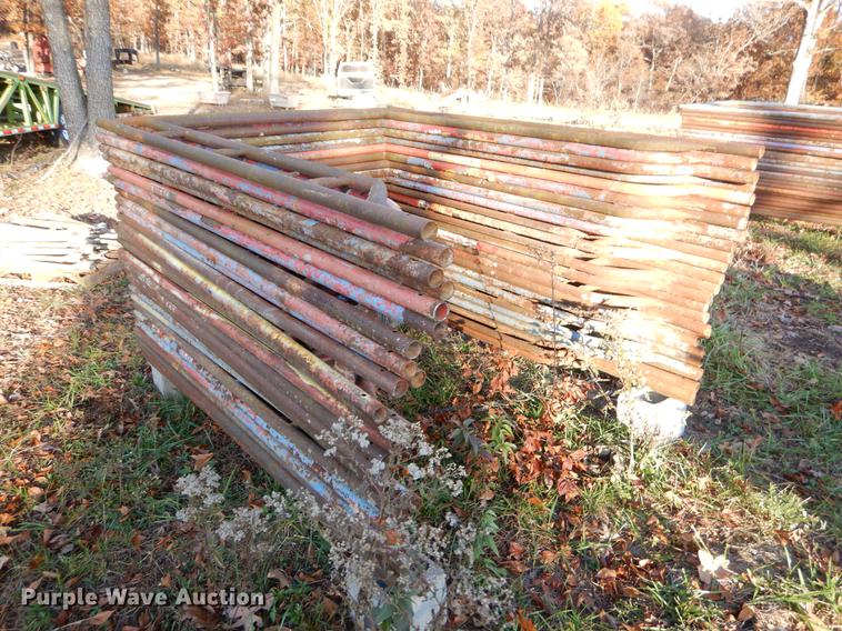 image for item EW9651 Approximately 25 pieces scaffolding