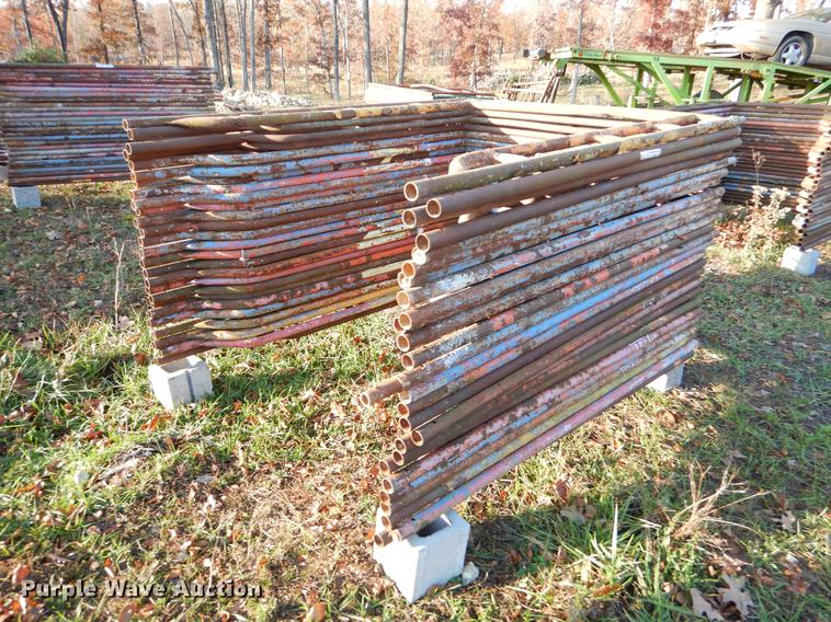 image for item EW9652 Approximately 25 pieces scaffolding