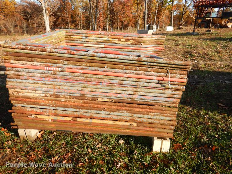 image for item EW9653 Approximately 25 pieces scaffolding