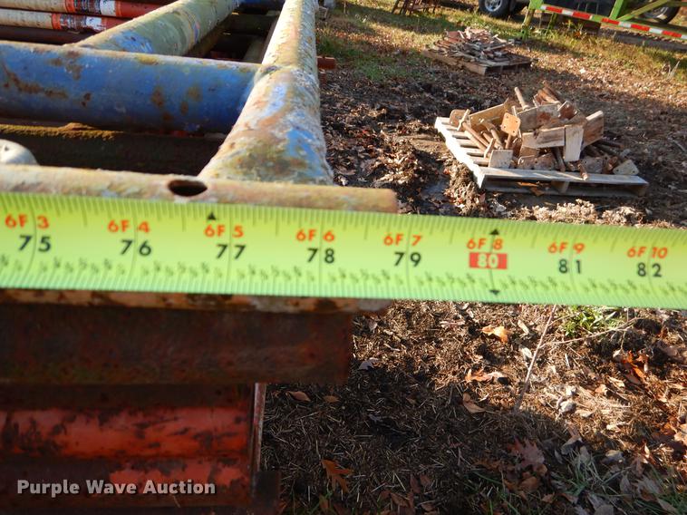 image for item EW9654 Approximately 25 pieces scaffolding