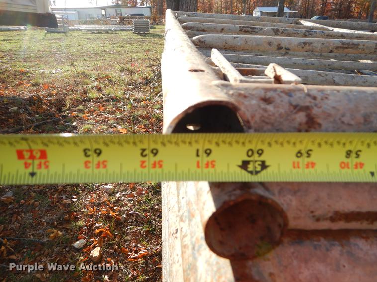 image for item EW9655 Approximately 25 pieces scaffolding