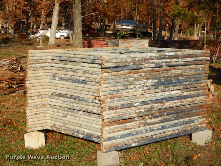 image for item EW9656 Approximately 25 pieces scaffolding