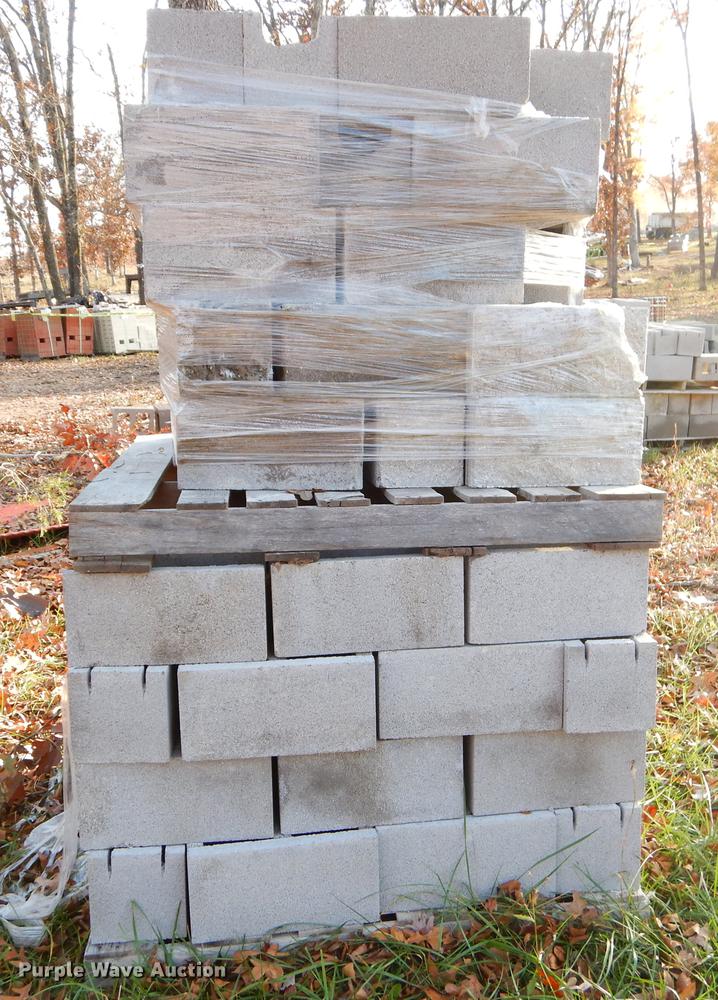 image for item EW9659 Concrete block