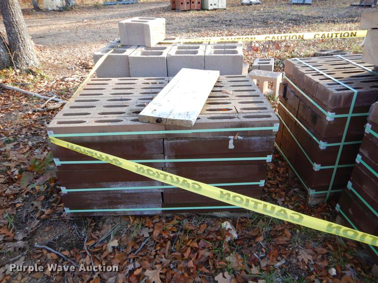 image for item EW9660 Concrete block