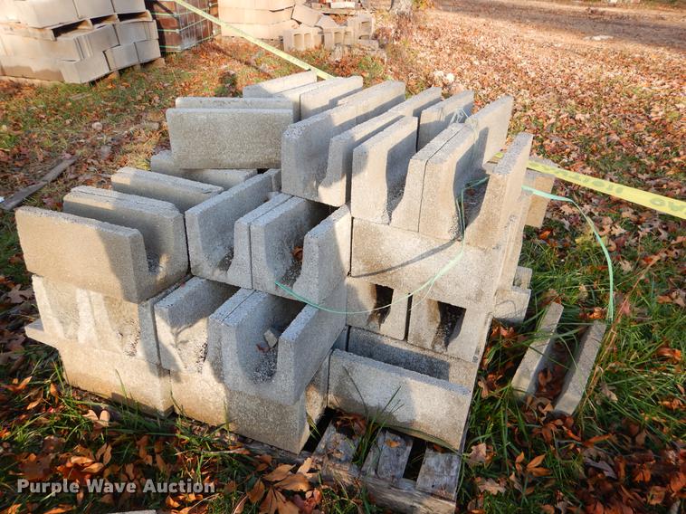 image for item EW9660 Concrete block