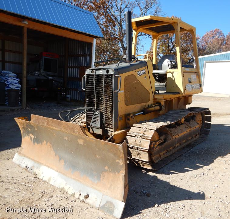 image for item EW9674 2001 John Deere 550H dozer