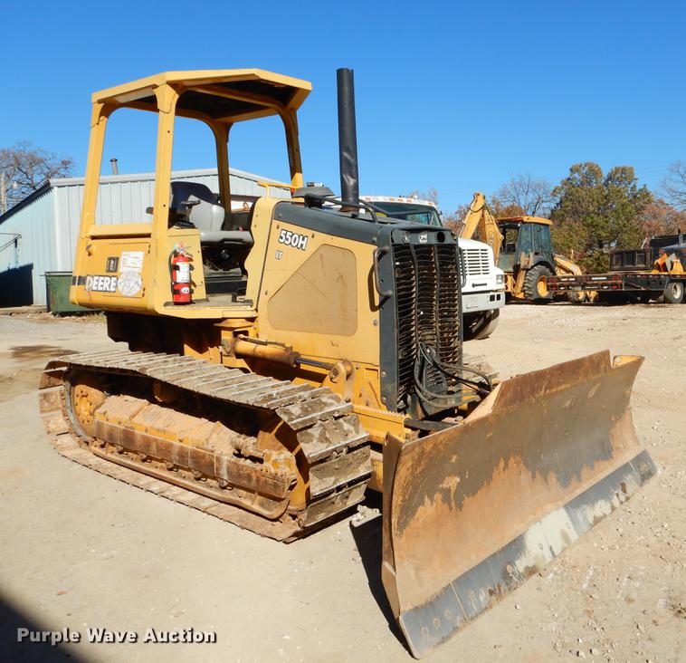 image for item EW9674 2001 John Deere 550H dozer