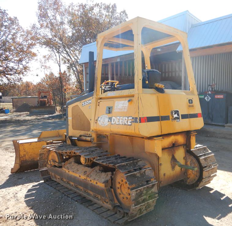 image for item EW9674 2001 John Deere 550H dozer