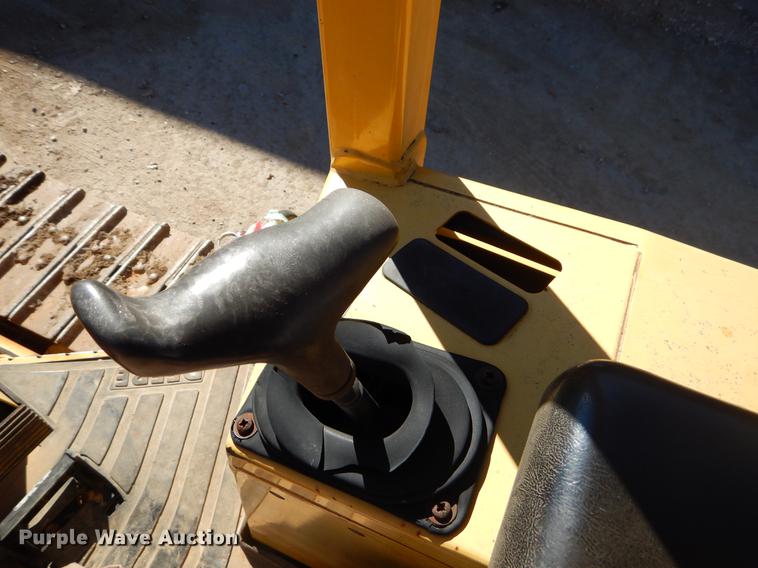 image for item EW9674 2001 John Deere 550H dozer