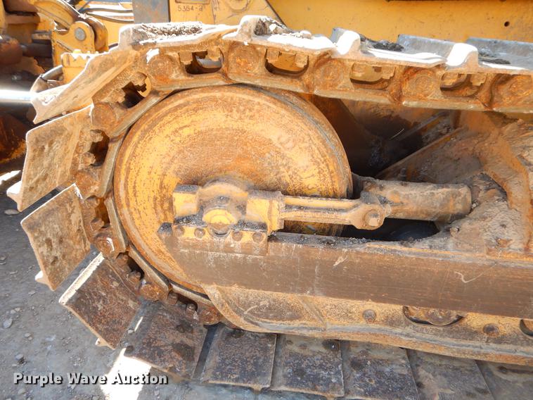 image for item EW9674 2001 John Deere 550H dozer