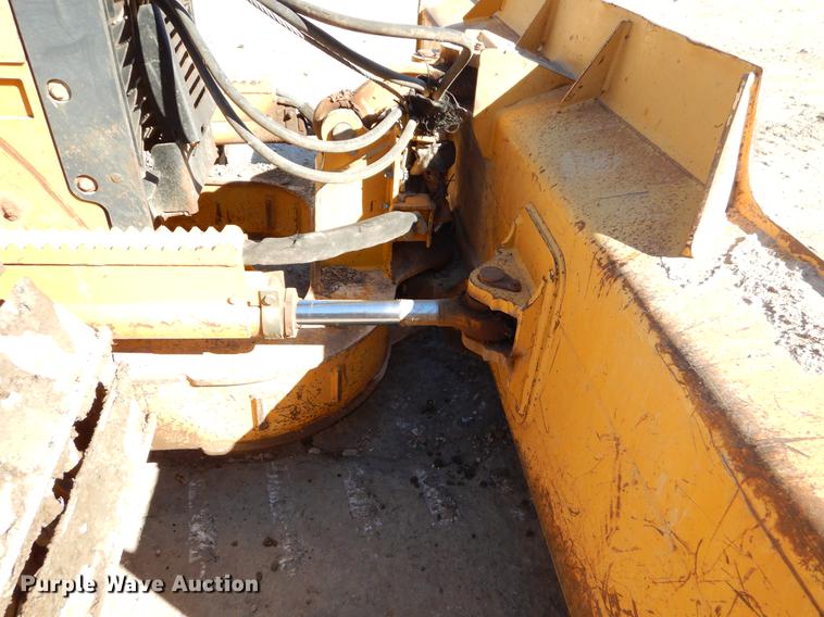 image for item EW9674 2001 John Deere 550H dozer