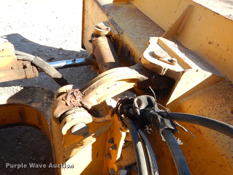 image for item EW9674 2001 John Deere 550H dozer