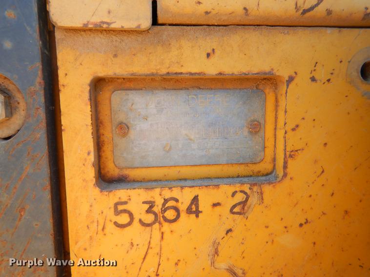 image for item EW9674 2001 John Deere 550H dozer