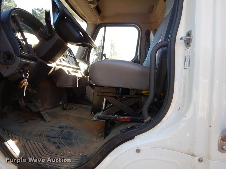 image for item EW9676 2011 Freightliner Business Class M2 dump truck