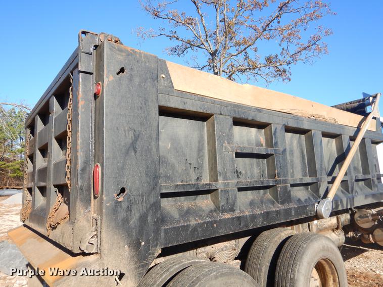 image for item EW9676 2011 Freightliner Business Class M2 dump truck