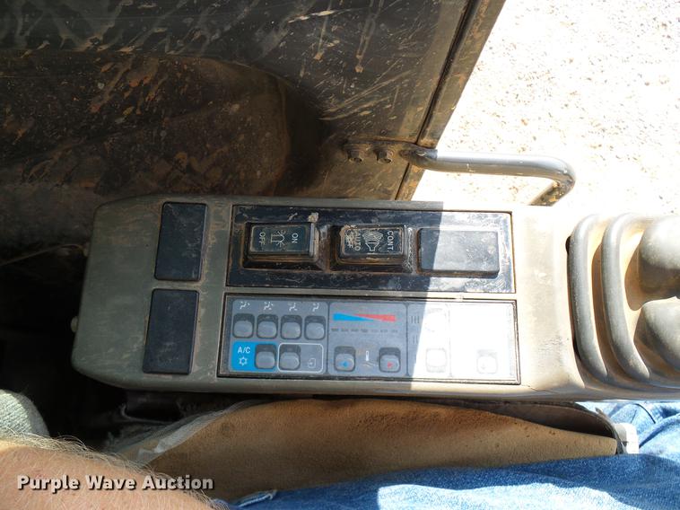 image for item FE9543 2006 Case CX80 mini excavator