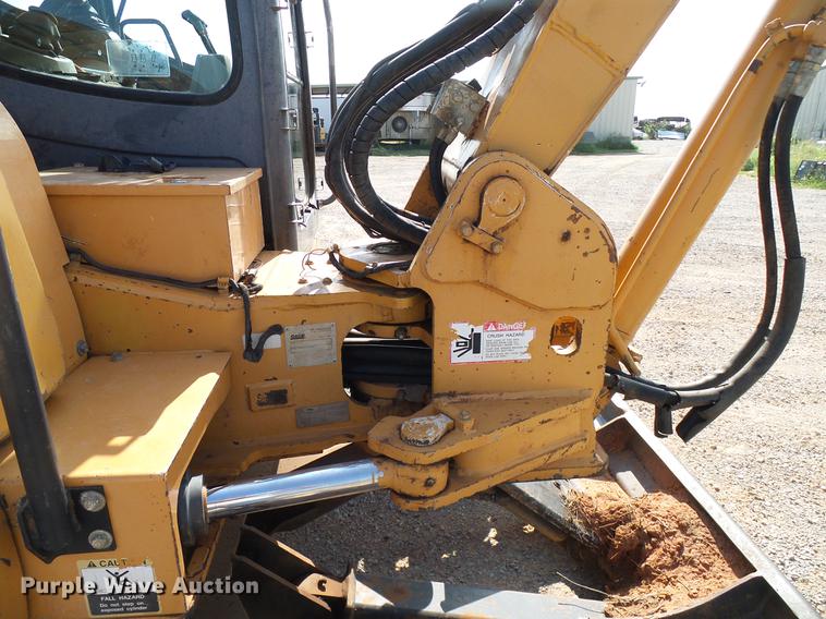 image for item FE9543 2006 Case CX80 mini excavator