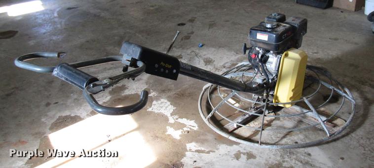 image for item FI9524 2014 Wacker Neuson CT48-8A power trowel