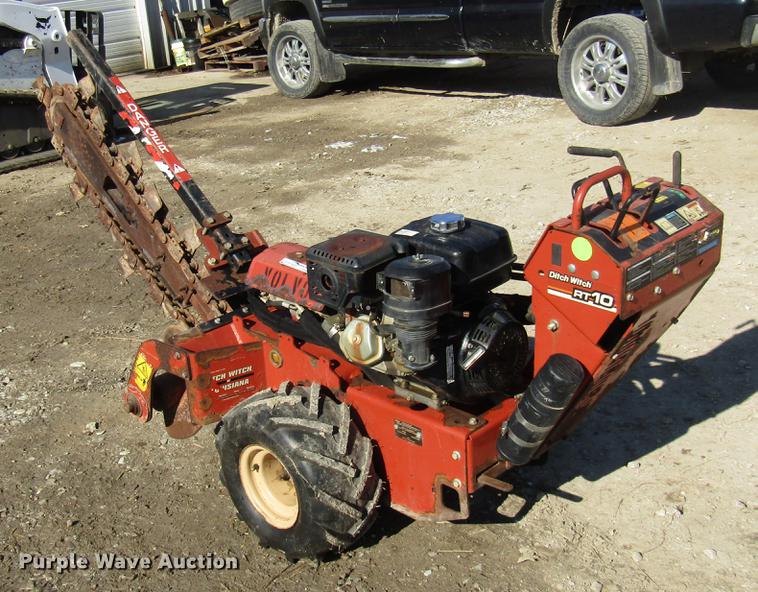 image for item FI9525 2011 Ditch Witch RT10 trencher