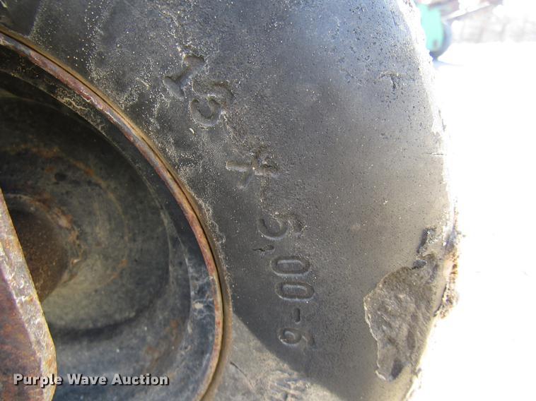 image for item FI9525 2011 Ditch Witch RT10 trencher