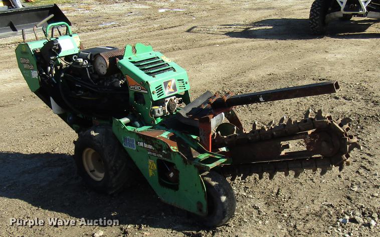 image for item FI9526 2014 Ditch Witch RT20 trencher
